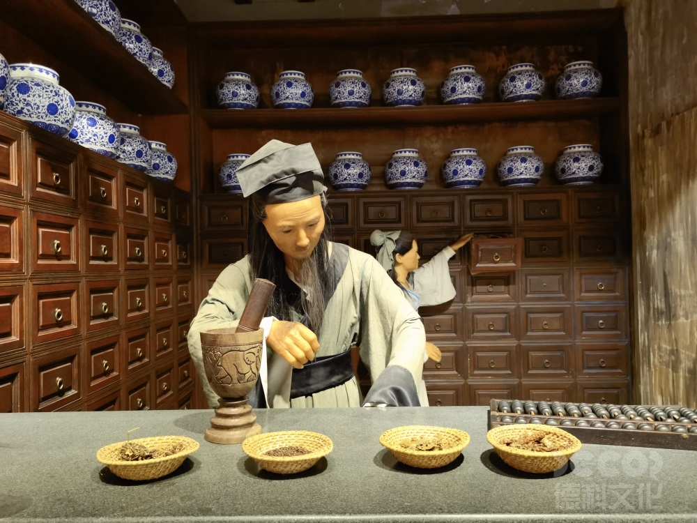 復(fù)古文化館展館裝修如何選擇合適的復(fù)古風(fēng)格畫框？